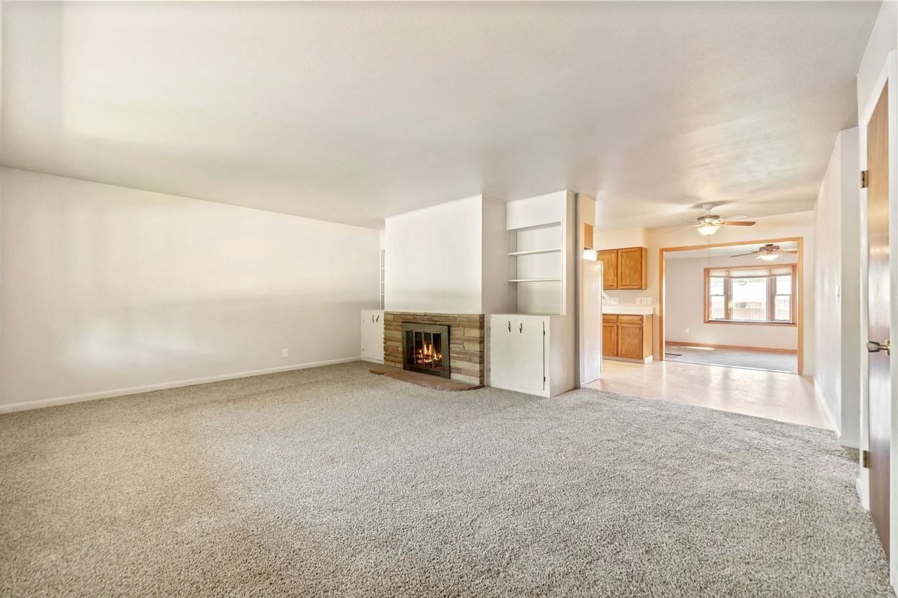 3518 N Franklin Ave - Photo 3 of 21