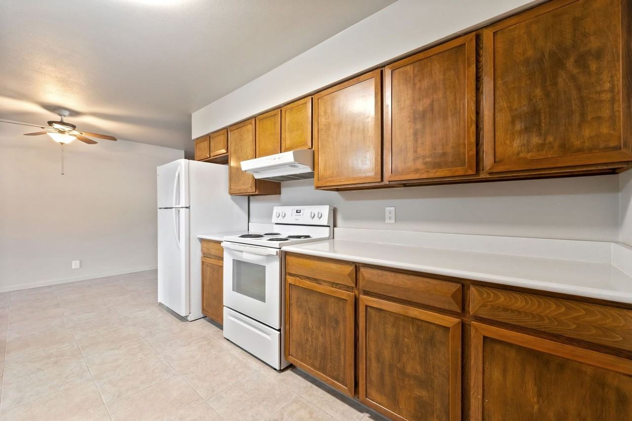 3518 N Franklin Ave - Photo 7 of 21