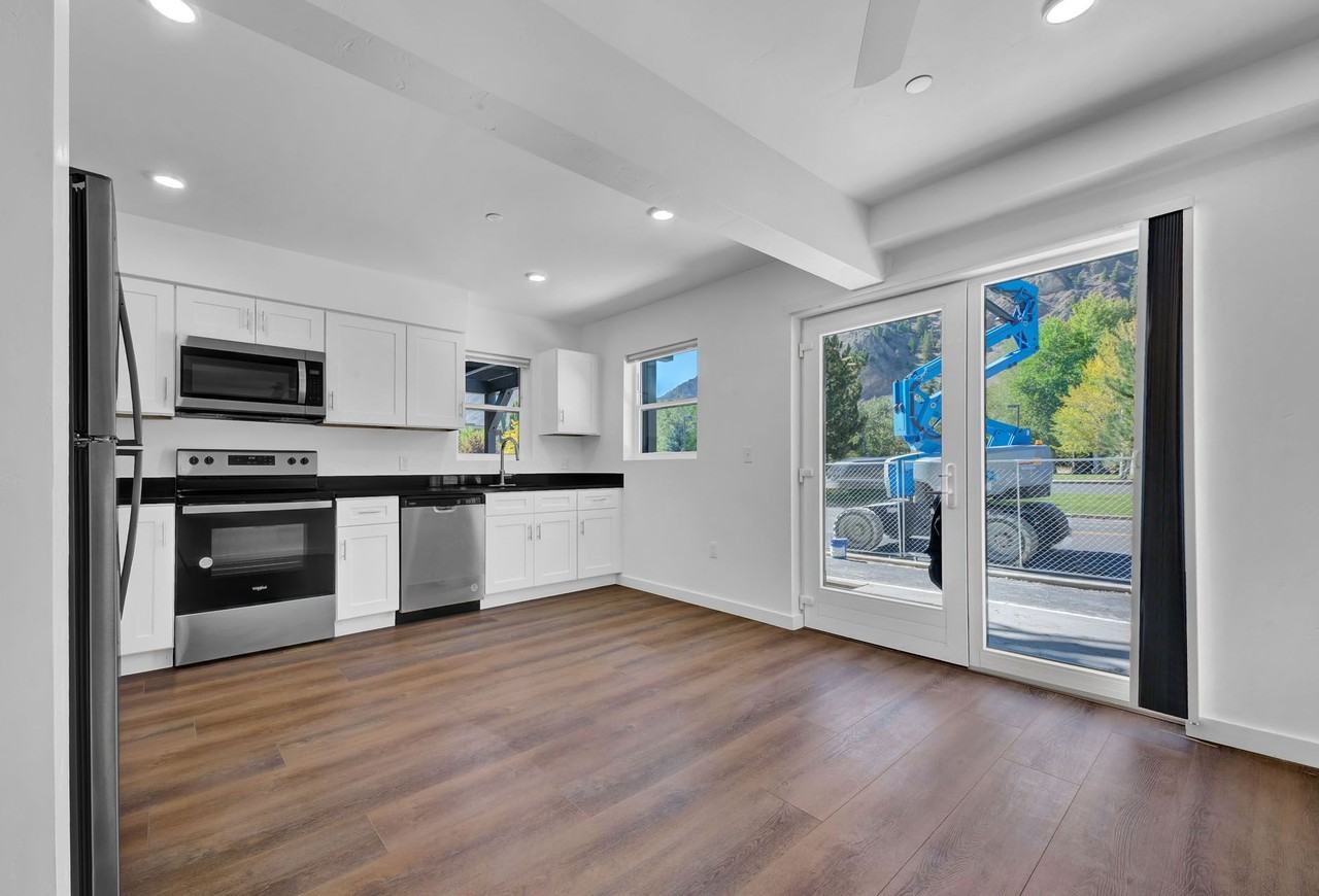 Saddle Lofts Apartments - Photo 7 of 48