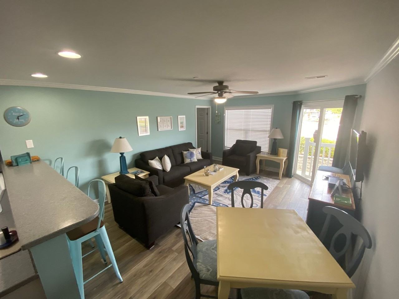 105 Se 58th St #9102 - Photo 2 of 17