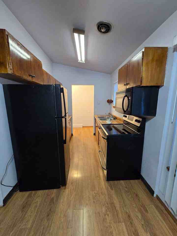 6820 N Wall St - Photo 2 of 15