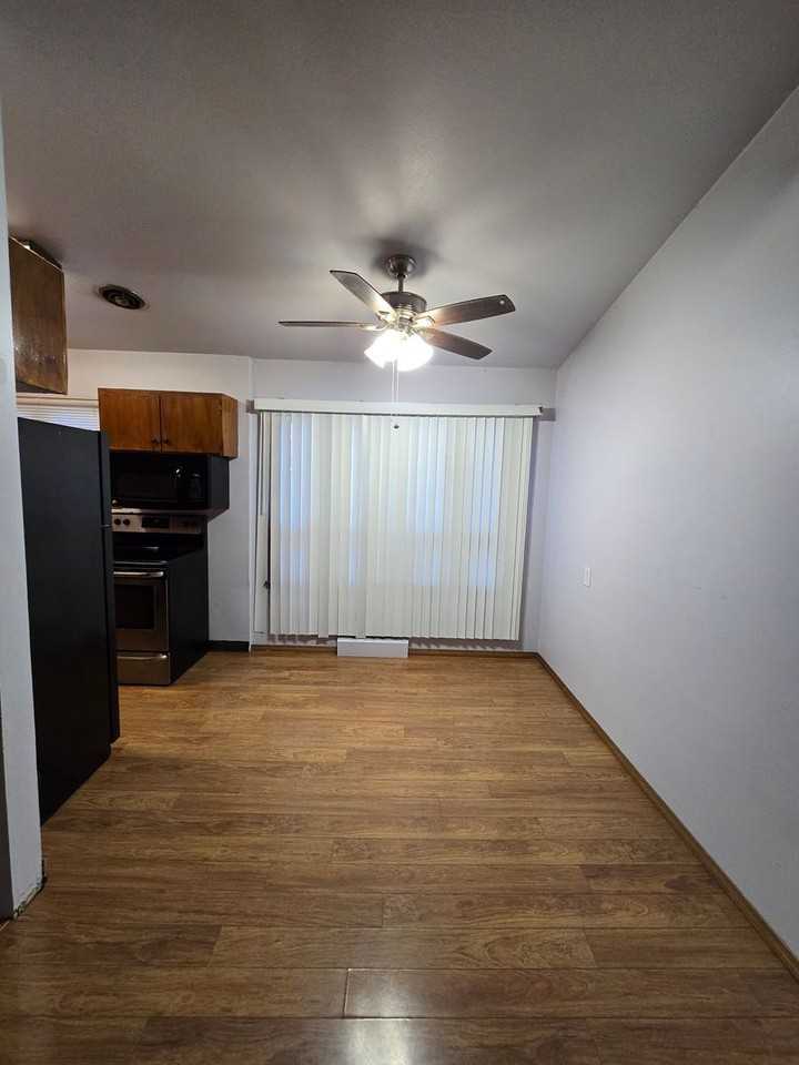 6820 N Wall St - Photo 3 of 15