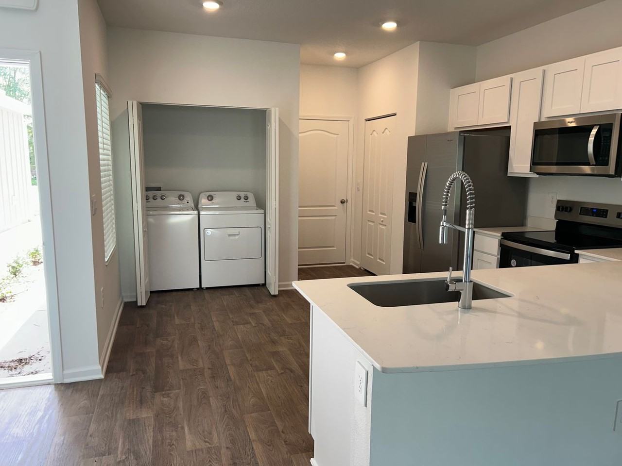 9177 Stony Brook Rd - Photo 5 of 16