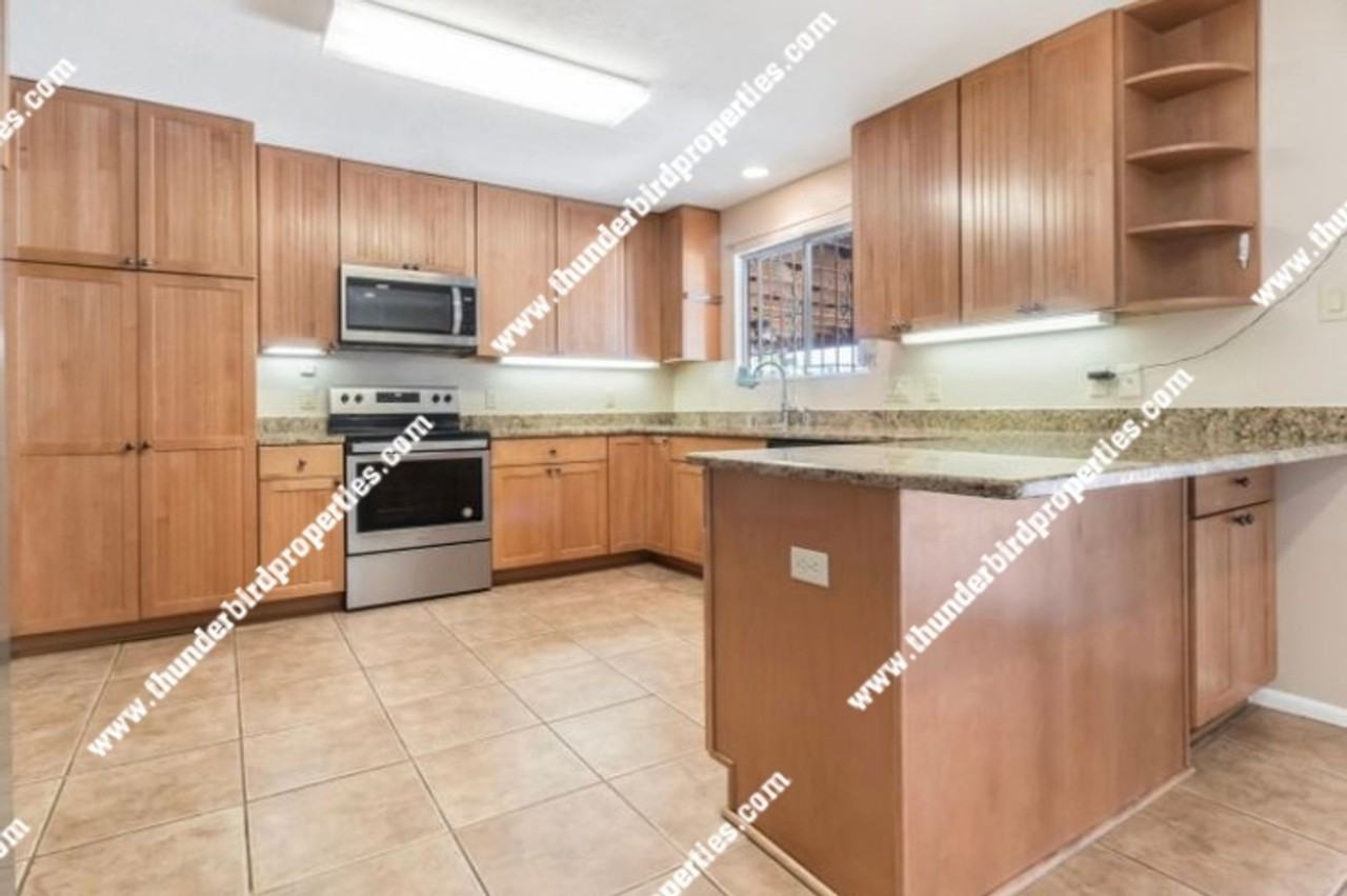 7516 Sky Court Cir Ne - Photo 2 of 13