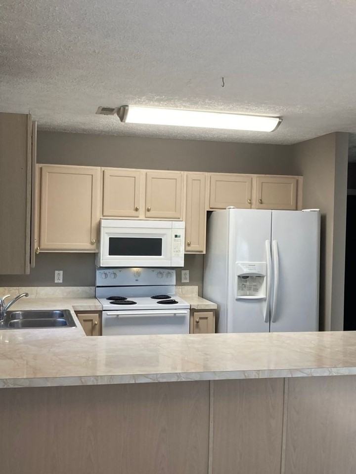 3616 Longhaven Xing - Photo 5 of 19