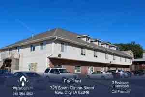 featured image of 725 S Clinton St