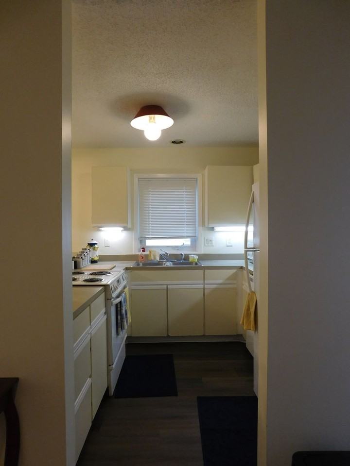 1201 Harbourside Dr - Photo 7 of 33