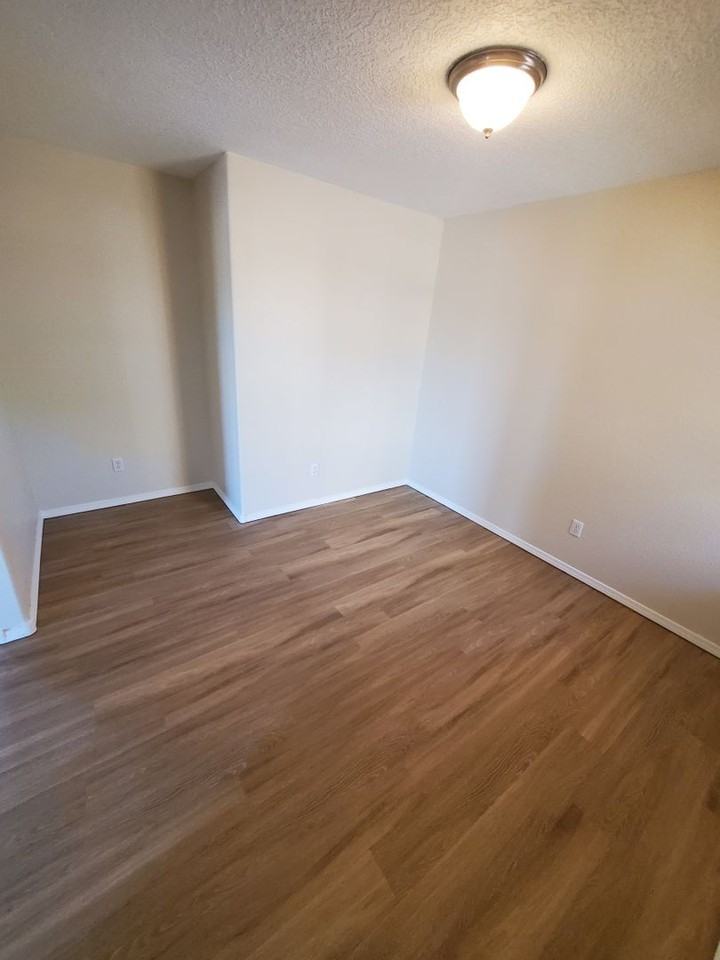 3070 Desert Sage Ave Sw - Photo 3 of 27