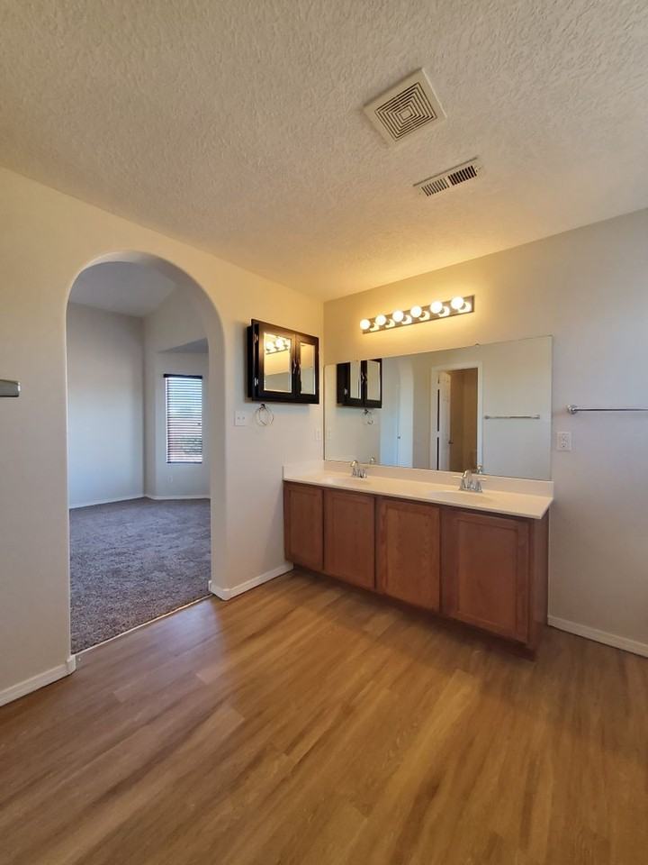 3070 Desert Sage Ave Sw - Photo 7 of 27