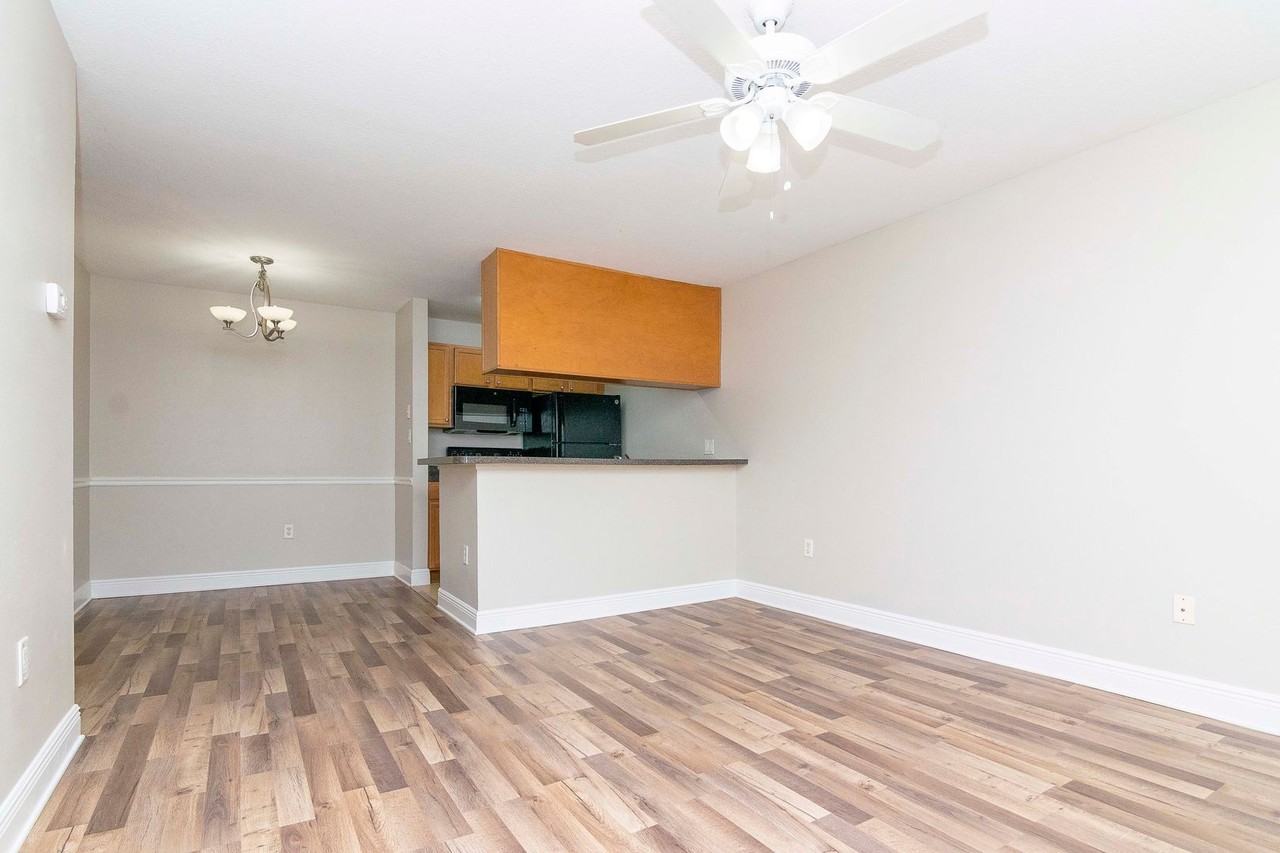 202 Lake Parsons Grn #203 - Photo 2 of 16