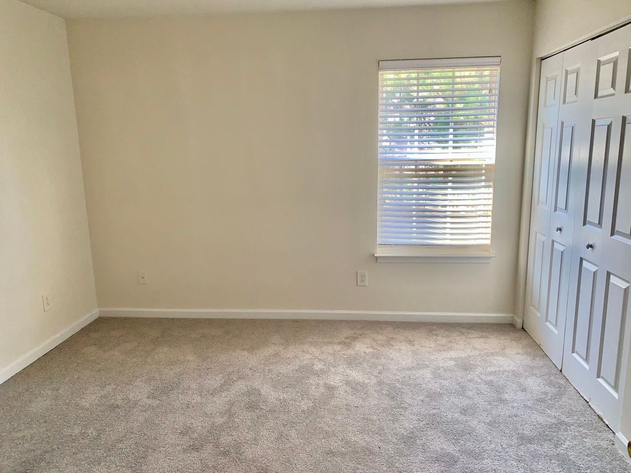 264 Hancock Union Ln - Photo 7 of 15