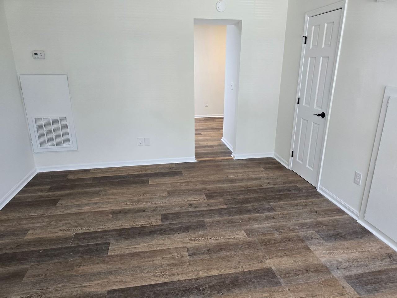 6401 Clifton St - Photo 3 of 19