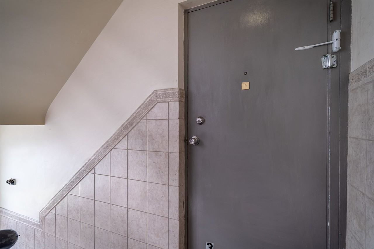 Delaware Ave Apartments - Photo 2 of 8