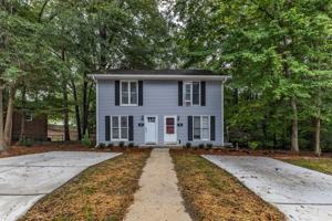 featured image of 104 N Franklin St