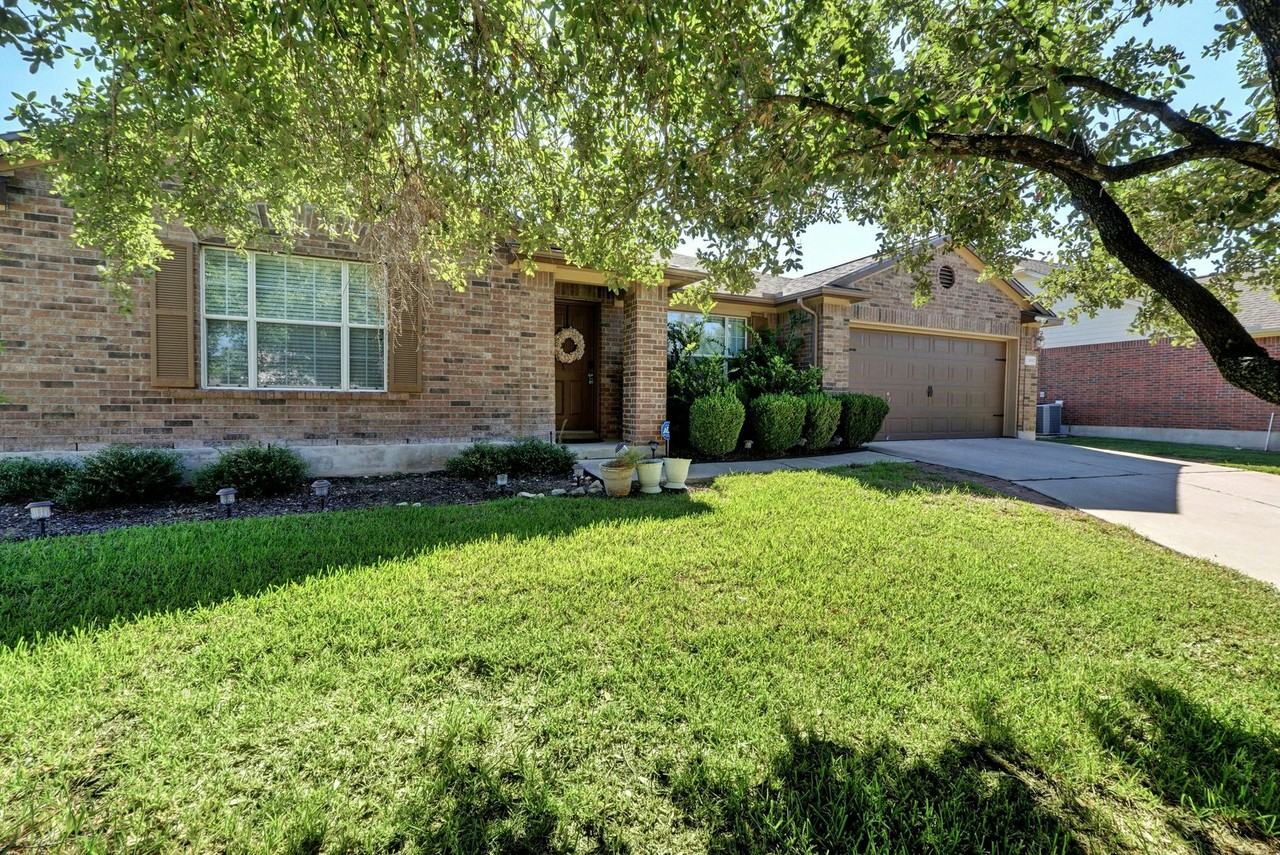 18917 Chrighton Castle Bnd - Photo 3 of 37