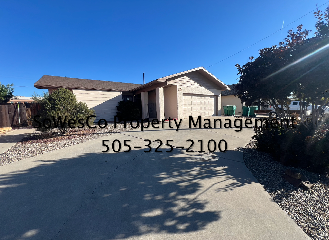 2108 E 18th St - Photo 2 of 19