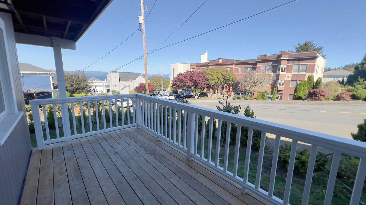 1588 Grand Ave - Photo 2 of 8