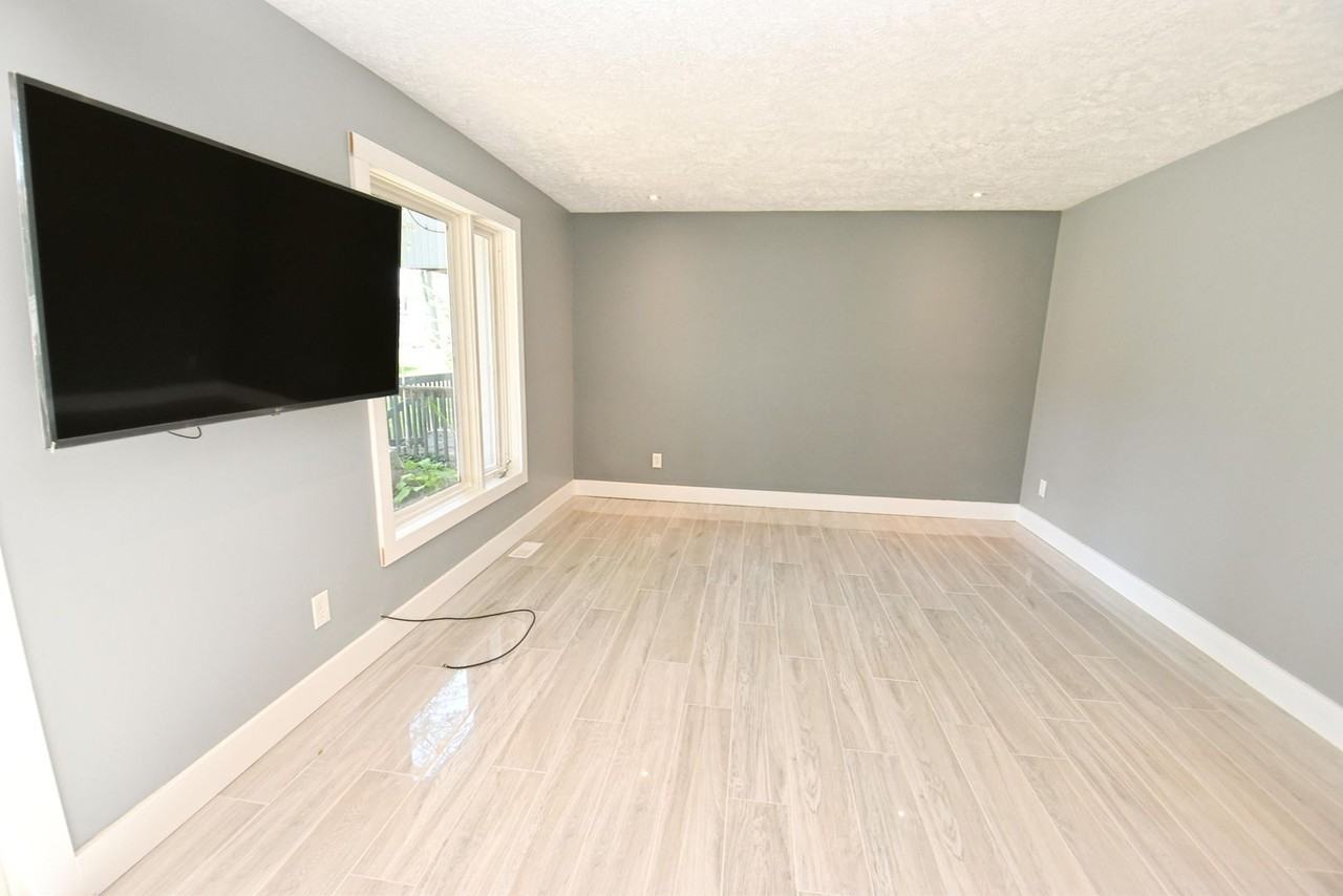 18188 Stoneridge St - Photo 6 of 19
