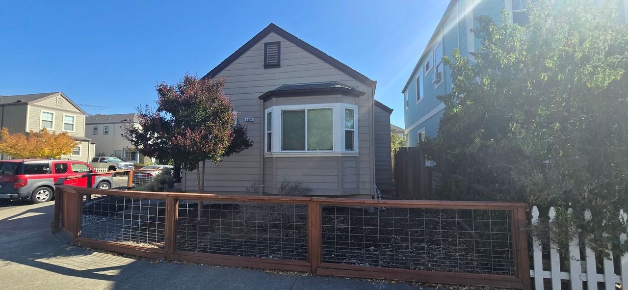 1506 Tammy Way - Photo 2 of 23