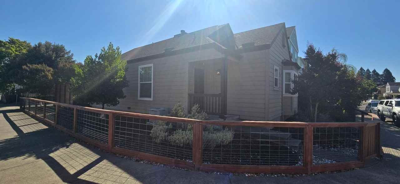 1506 Tammy Way - Photo 3 of 23