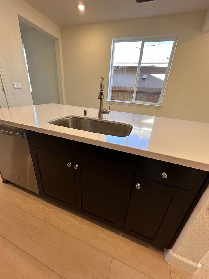 1235 Copper Hill Ave - Photo 5 of 16