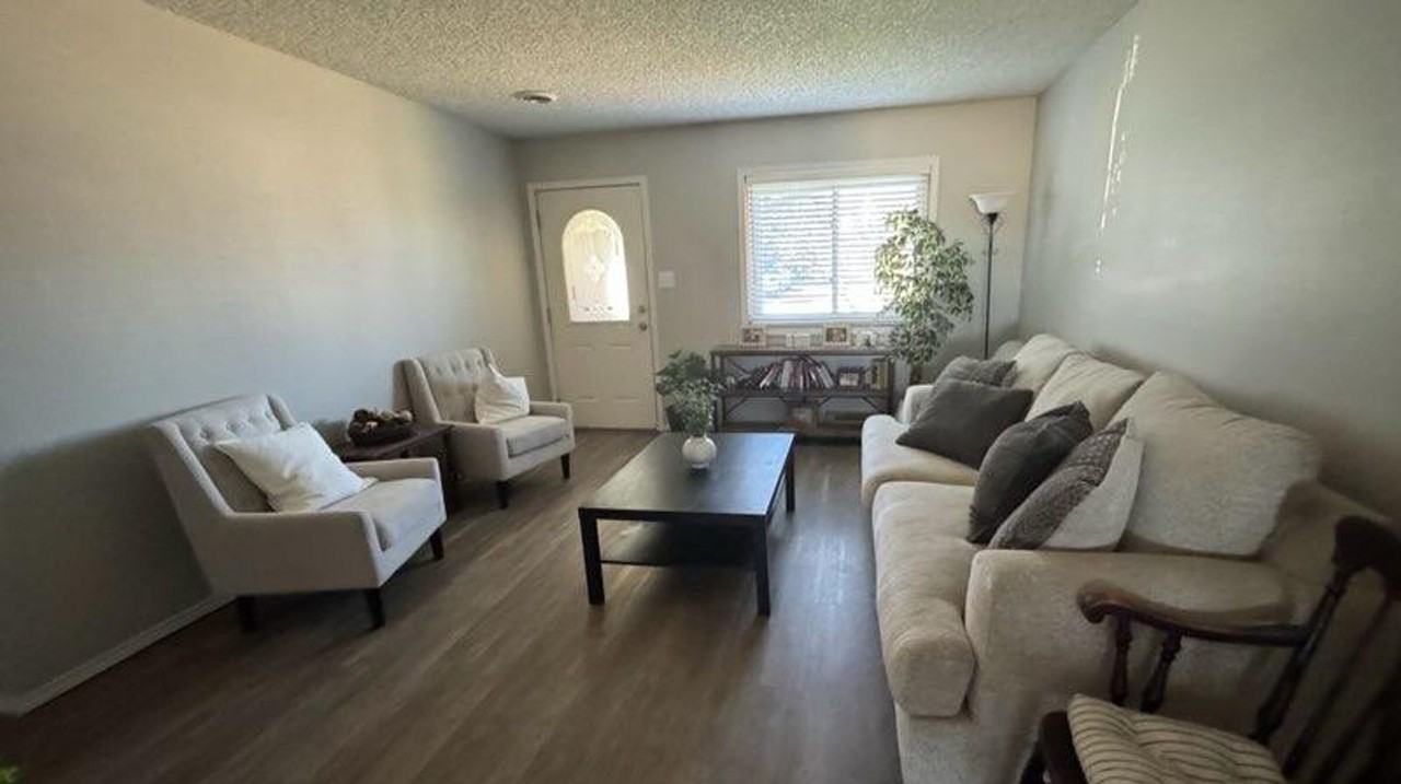 5003 Atlantic Dr - Photo 5 of 25