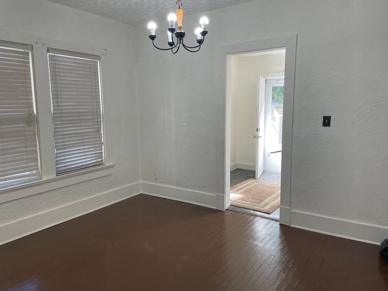 614 Grafton Ave - Photo 6 of 24