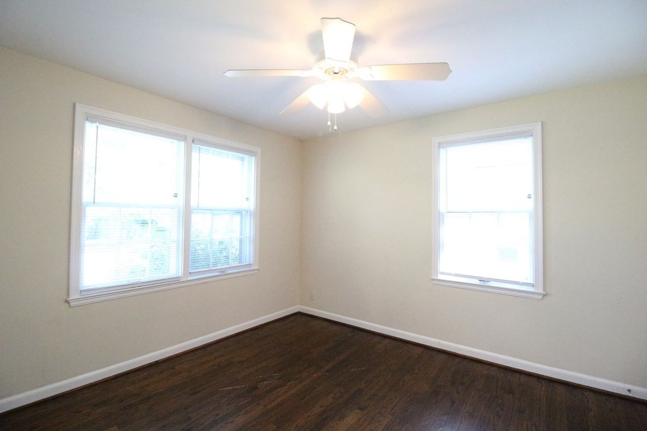 4420 S Parkway Dr - Photo 6 of 8