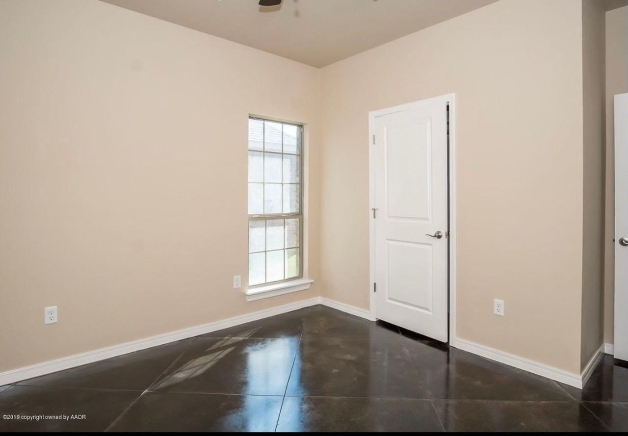 9304 Heritage Hills Pkwy - Photo 6 of 12