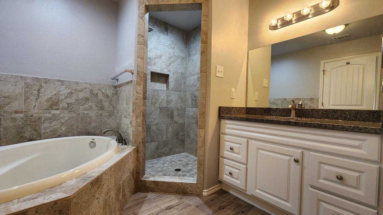 1202 South Concho Park Drive - Photo 7 of 18