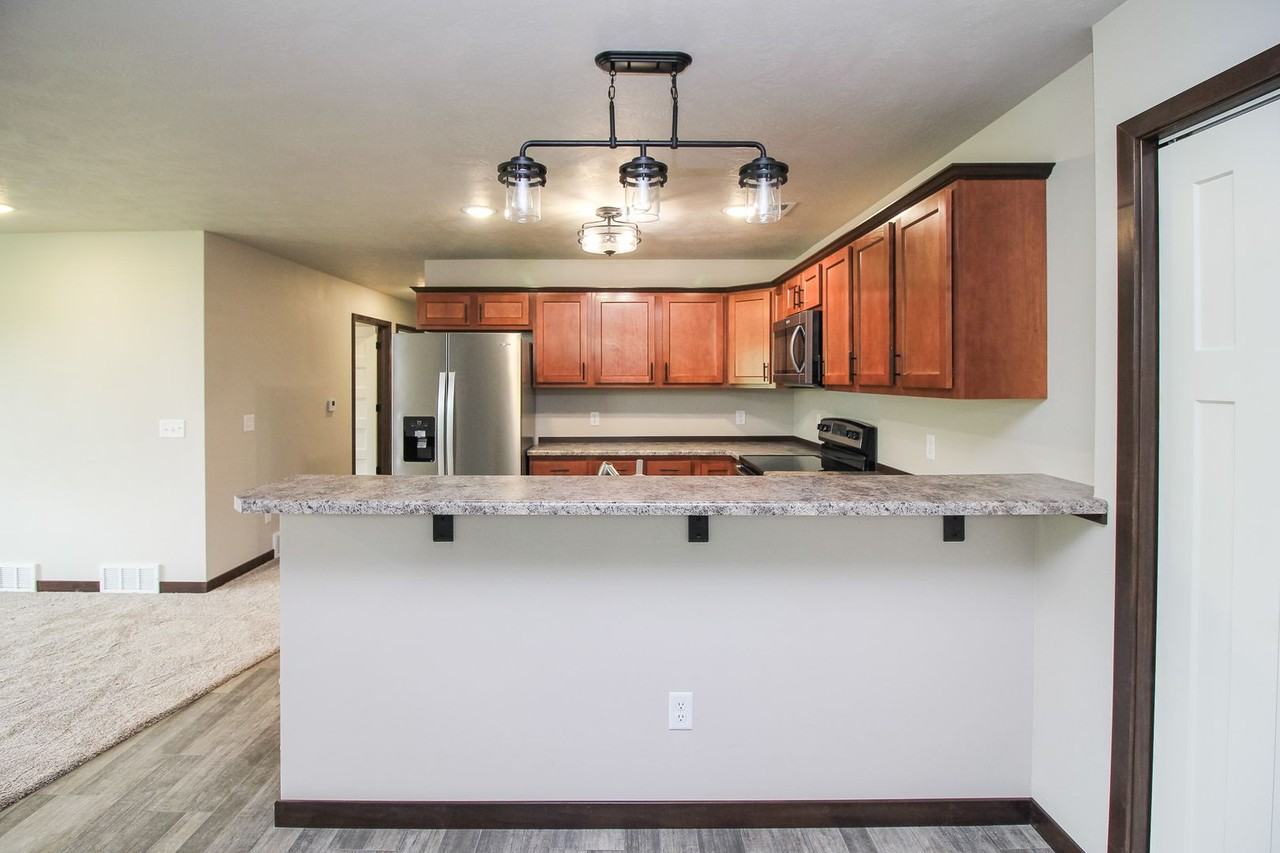 620 W Samantha St - Photo 5 of 31