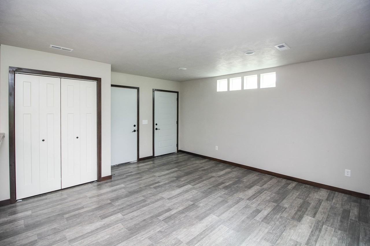620 W Samantha St - Photo 6 of 31