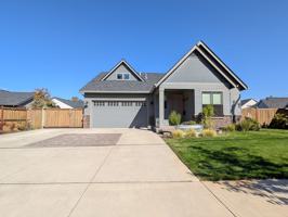 featured image of 1349 West 15th Avenue