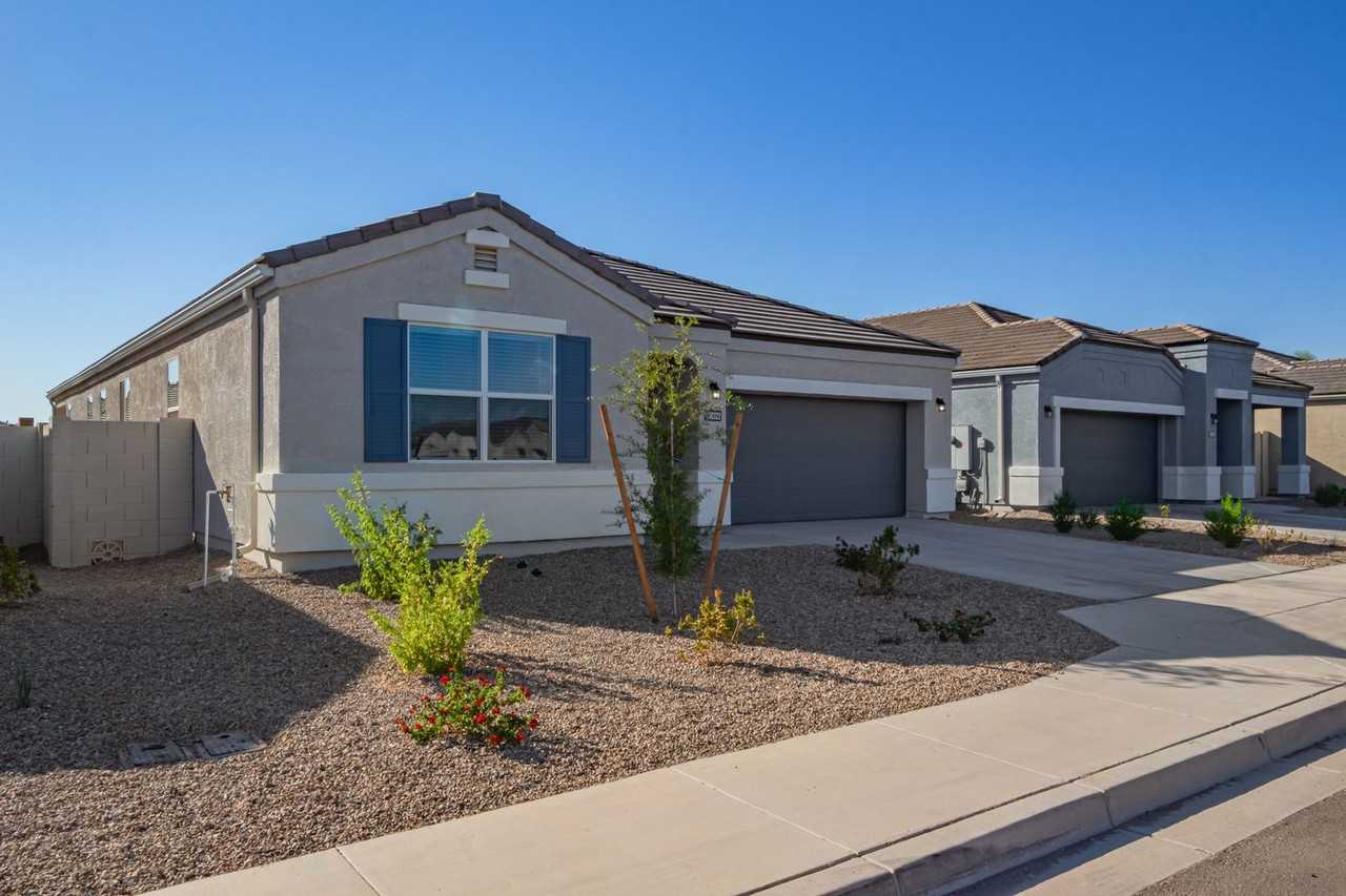 28322 N Carbon Rd - Photo 2 of 35