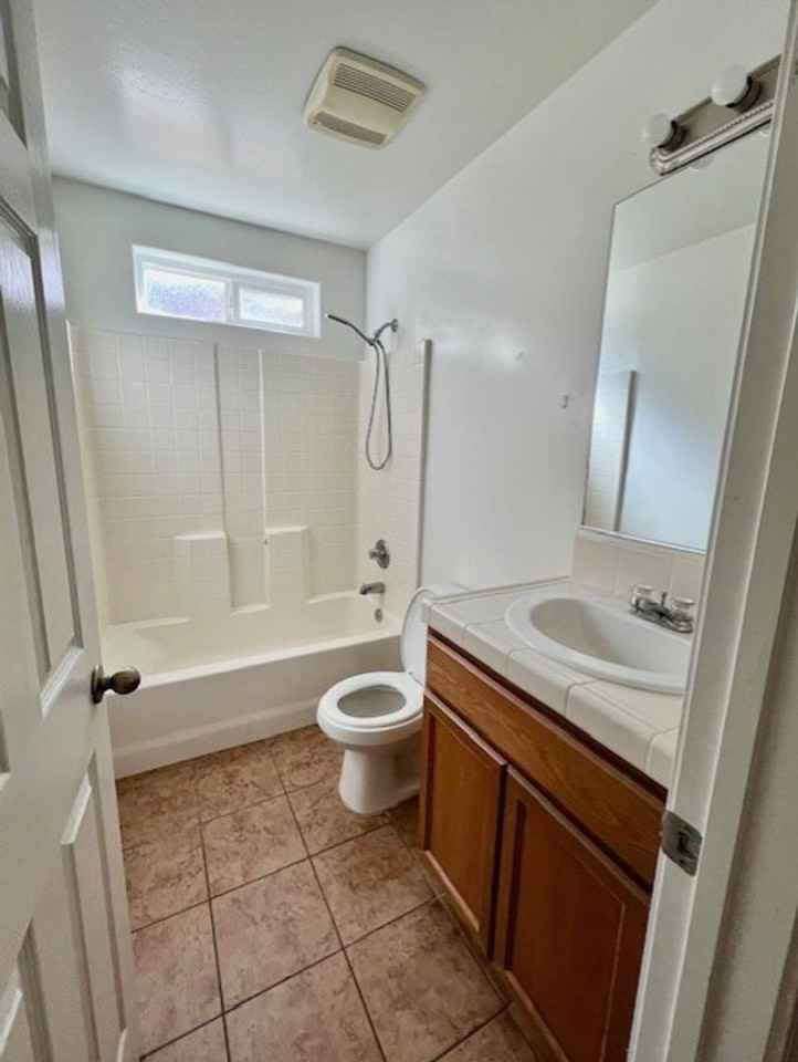 725 Misty Ave - Photo 3 of 10