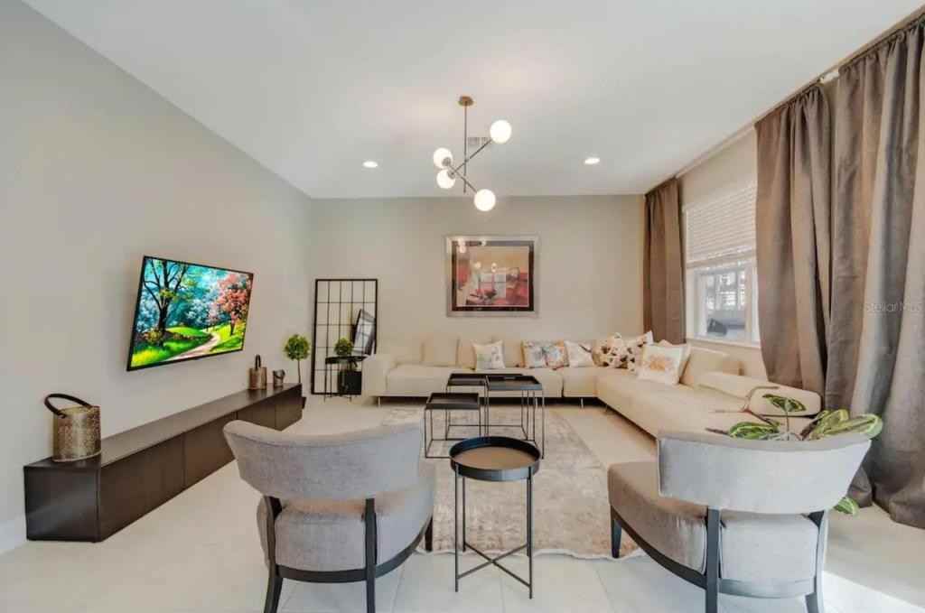 4418 Shiva Loop - Photo 2 of 15