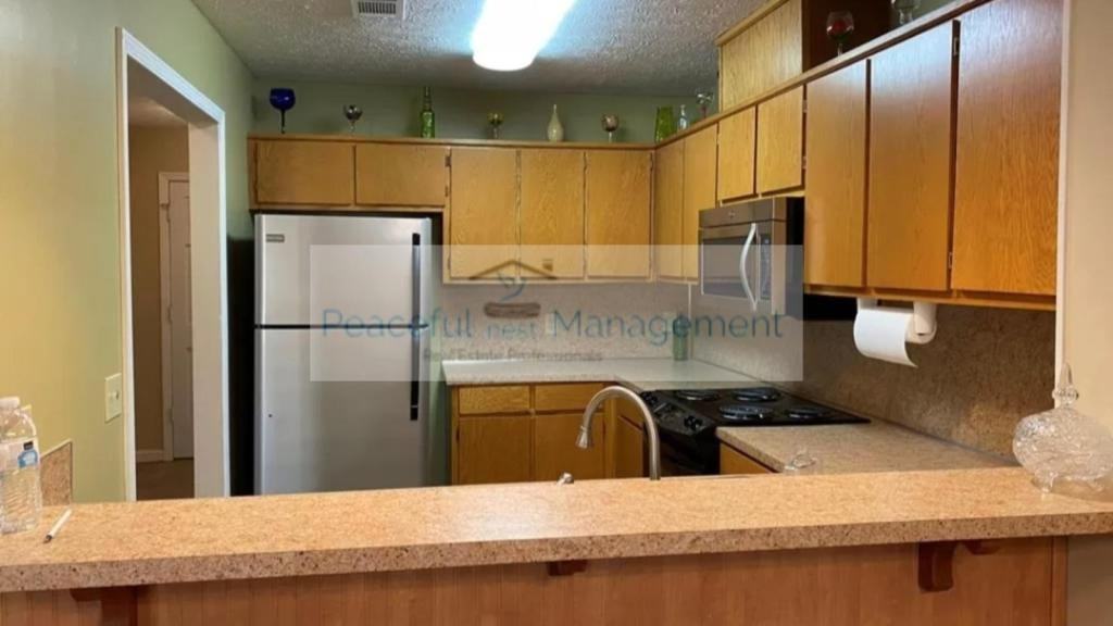 6339 Olde Towne Dr - Photo 4 of 15