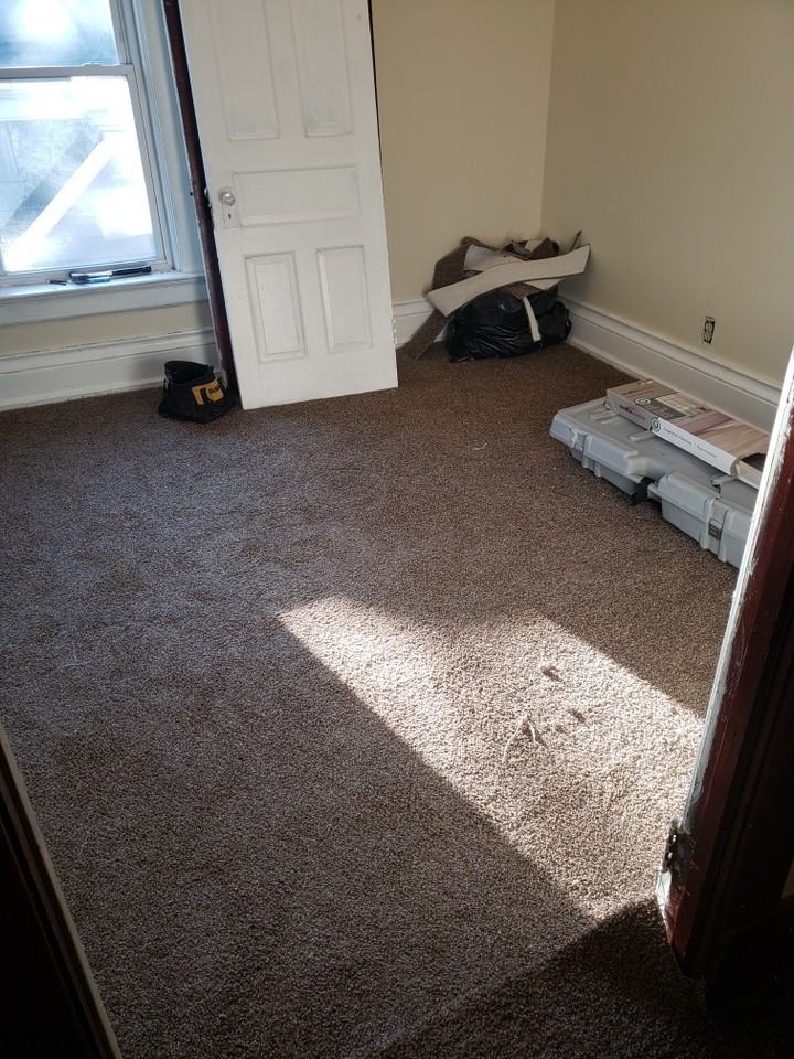 912 Ontario Ave - Photo 2 of 10