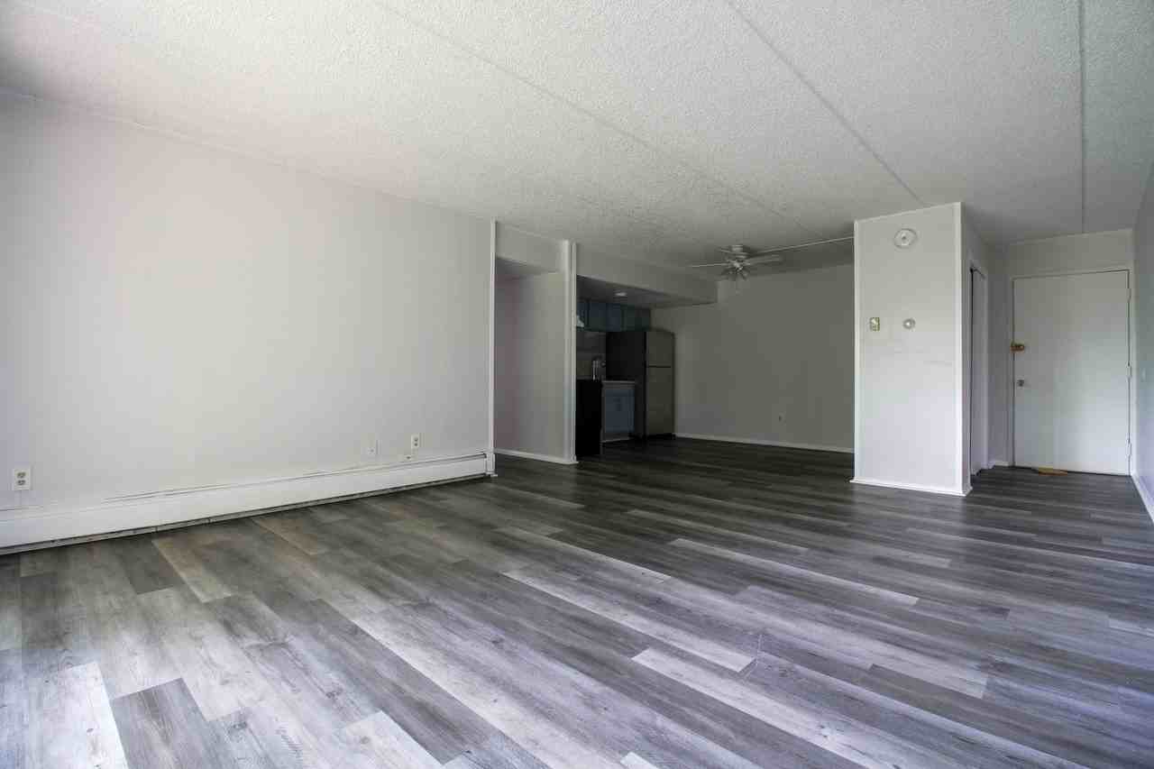 Primrose Gardens LLC - Photo 4 of 33