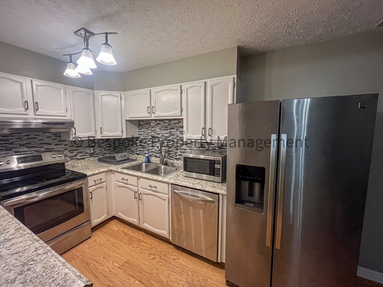 609 Shearwood Forest Dr - Photo 2 of 11