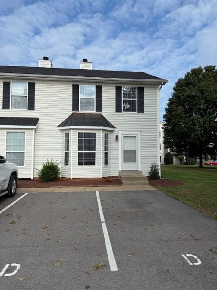 1305 Sun Way #D - Photo 2 of 6