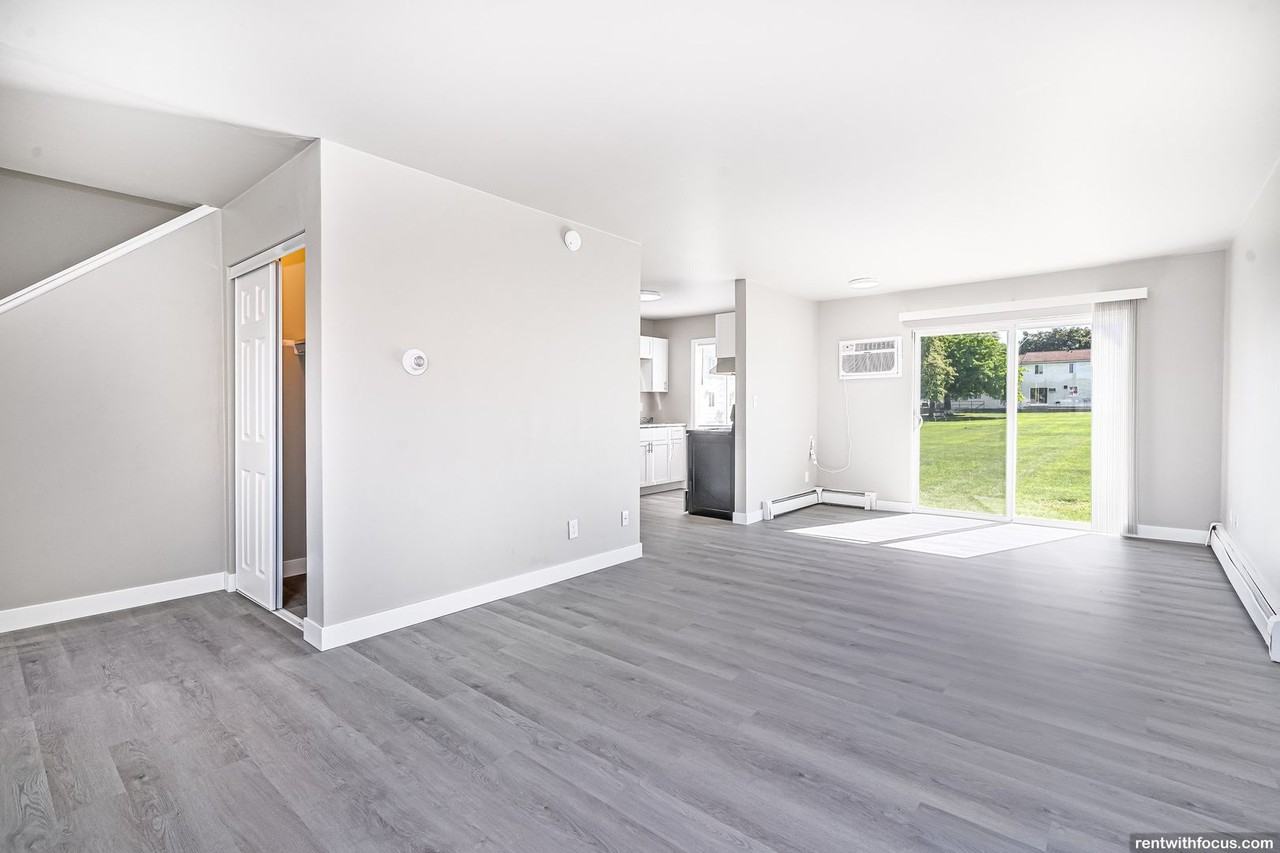 August Ridge - Photo 2 of 23