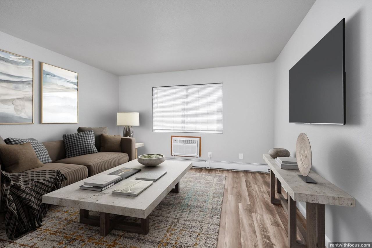 The Reserve on Southtowne Il - Photo 5 of 18