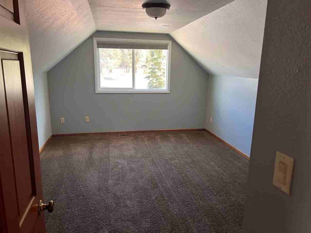 110 Reliance Dr - Photo 6 of 12