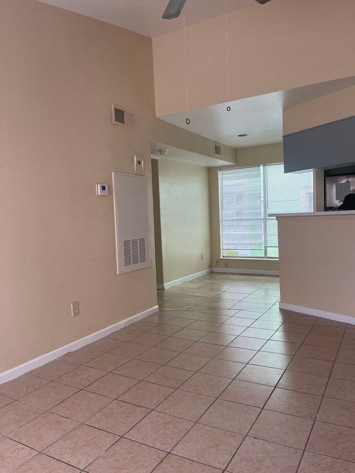 2124 ave P - Photo 2 of 6