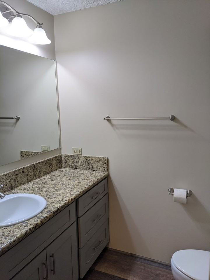747 Amana St #713 - Photo 3 of 5
