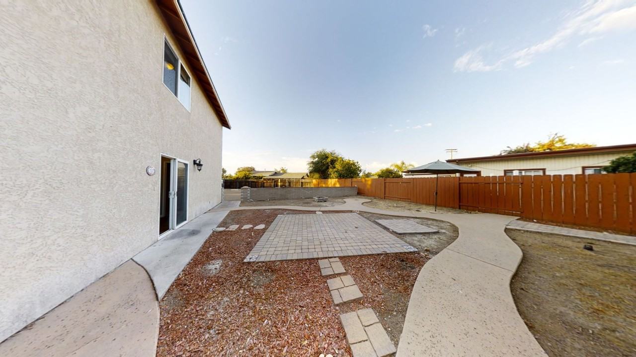 6246 Montezuma Rd - Photo 7 of 29