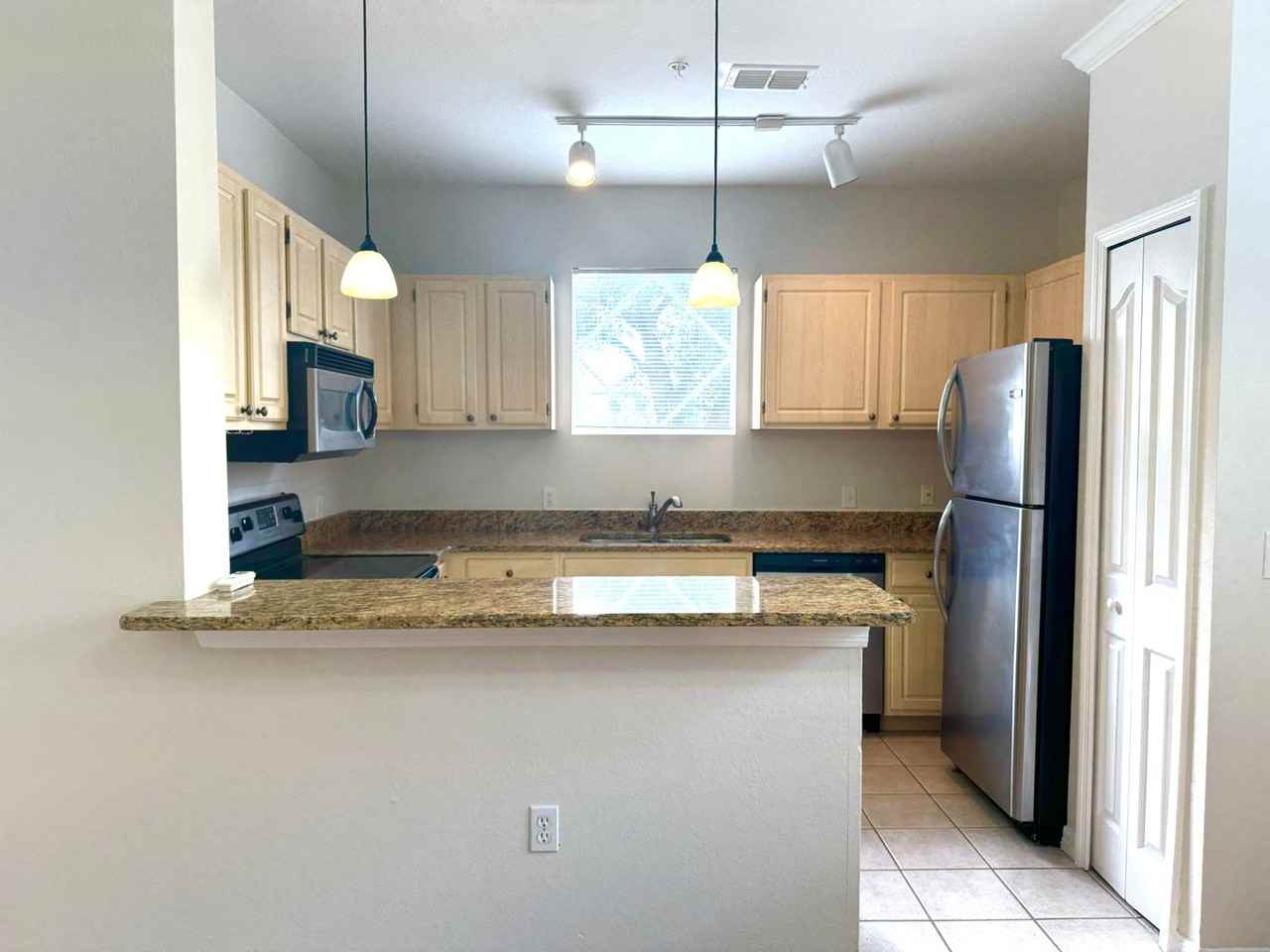 1727 Shadow View Cir - Photo 5 of 18