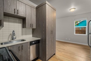 J0459 - Stafford St. Apartments - Photo 1 of 1