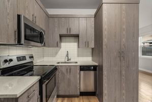 featured image of 424 Ne Stafford St